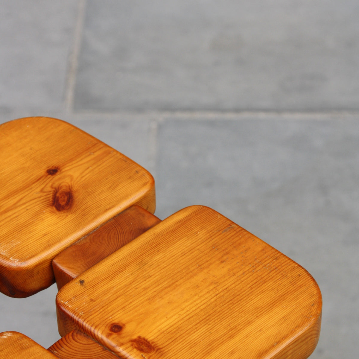 Tall Pine ‘Apila’ Stool or Stand / Rauni Peippo, Finland, 1960
