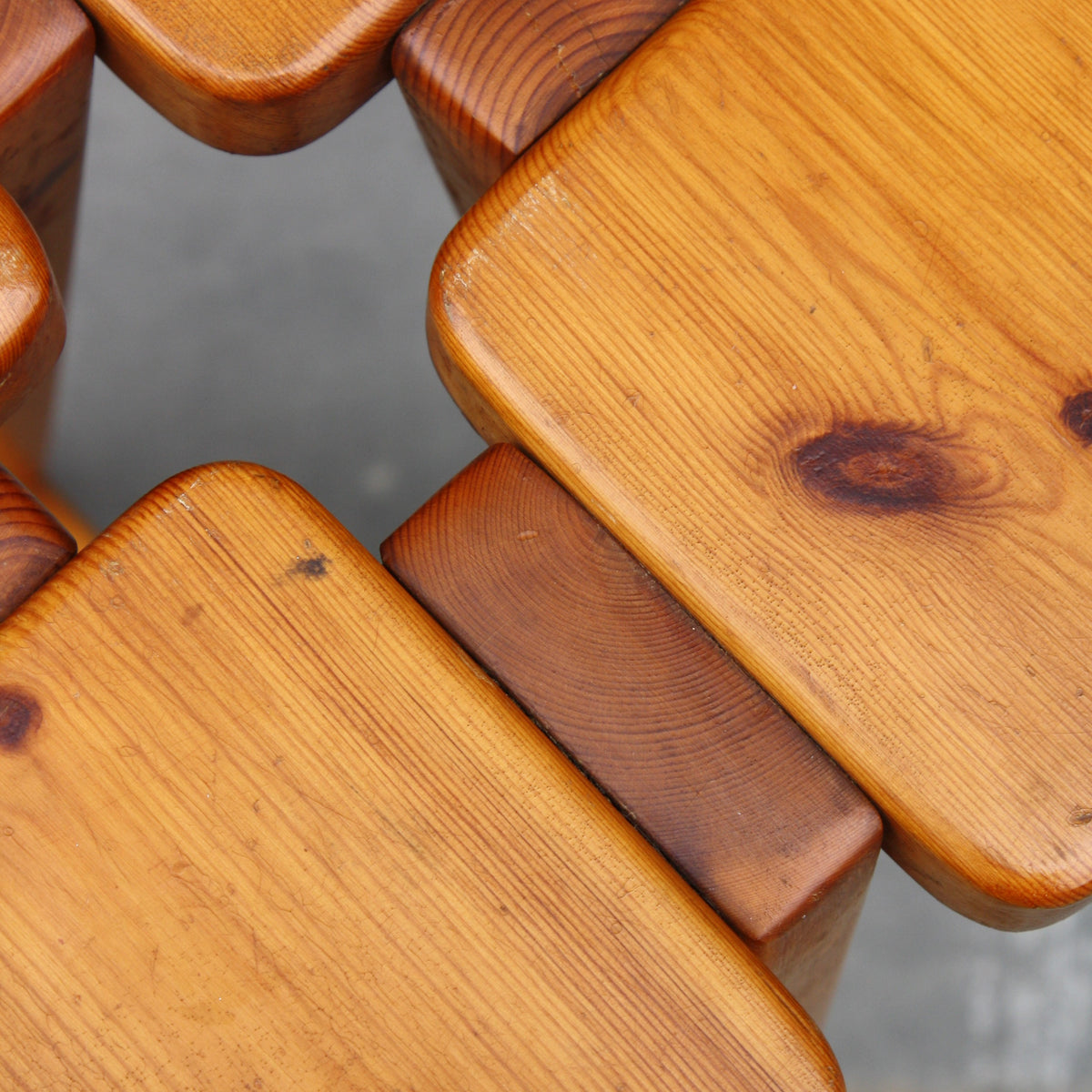 Tall Pine ‘Apila’ Stool or Stand / Rauni Peippo, Finland, 1960