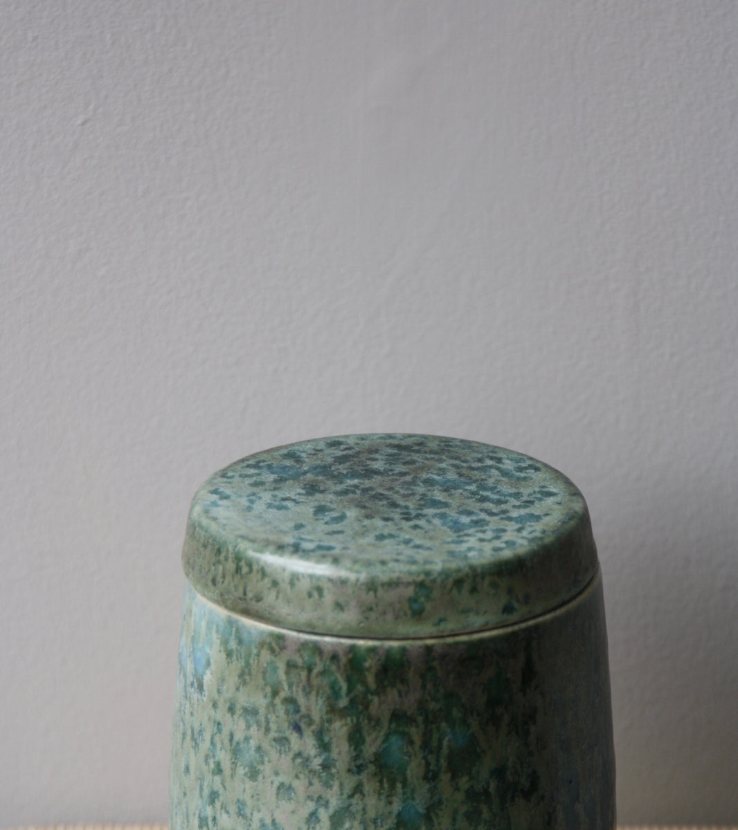 Medium Lidded Jar / White & Green glaze