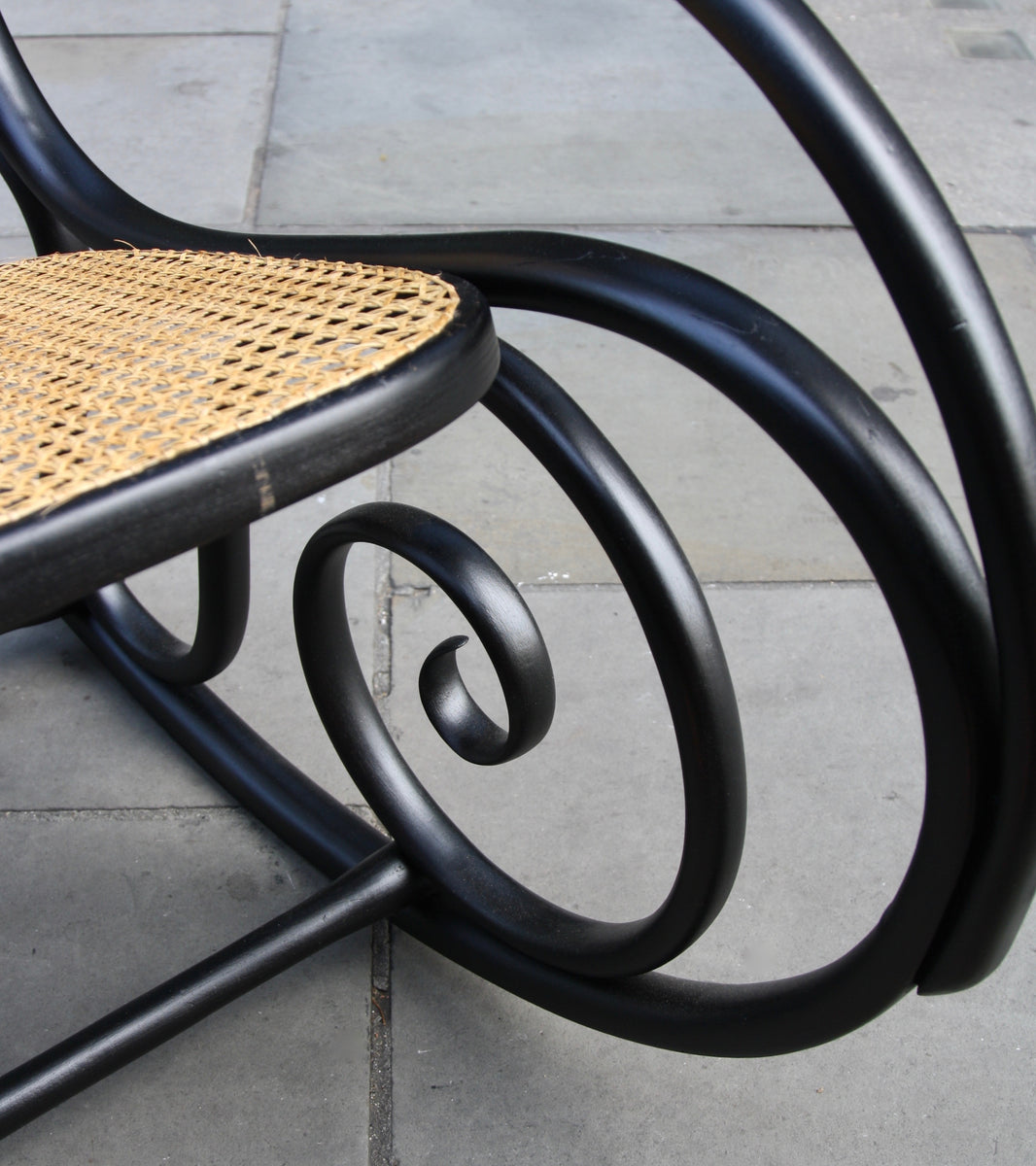 No*10 Rocking Chair / Michael Thonet