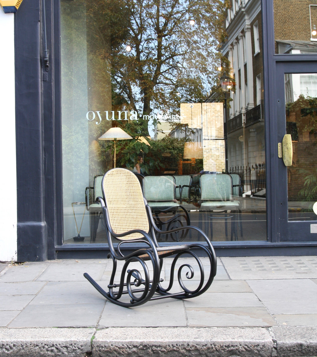 No*10 Rocking Chair / Michael Thonet