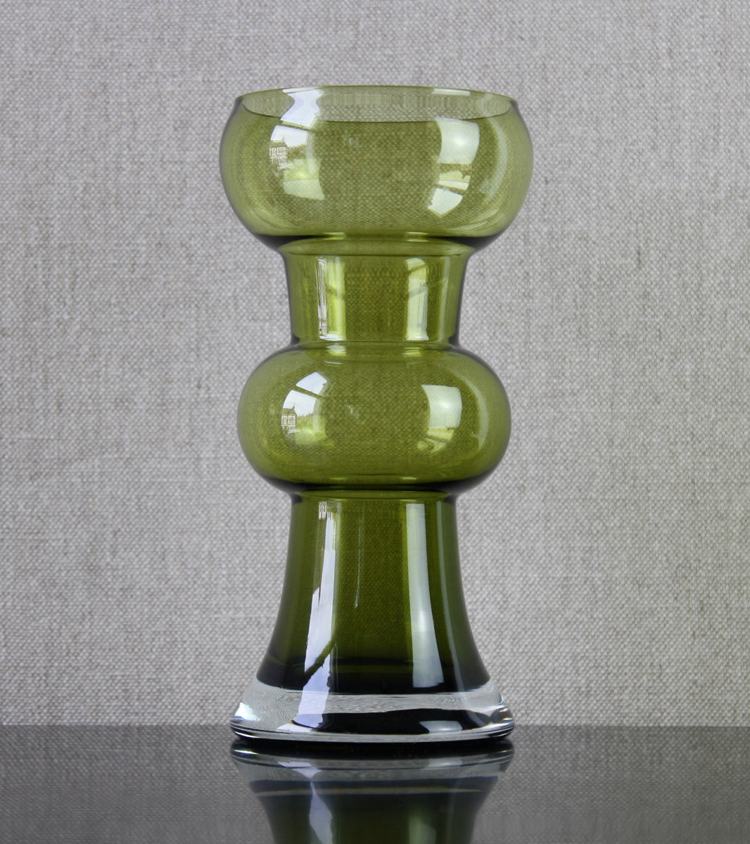 Olive Green Model 1560 Vase / Tamara Aladin, 1973