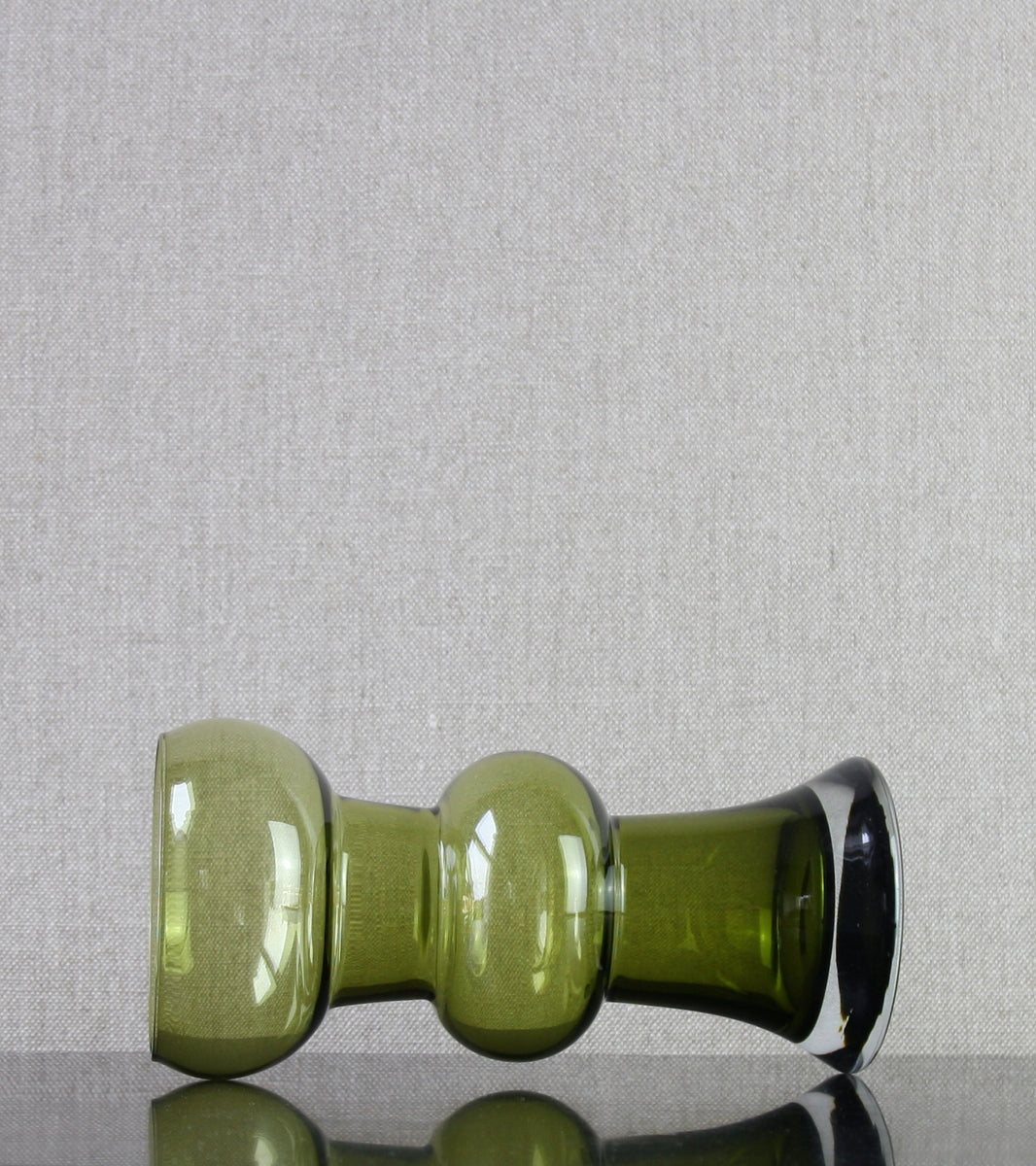 Olive Green Model 1560 Vase / Tamara Aladin, 1973