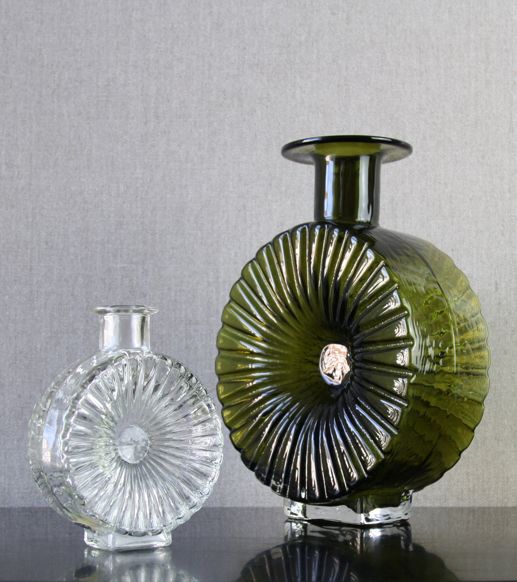 Large Olive Green Model 1394 "Aurinko" (Sun) Bottle Vase Helena Tynell, 1964