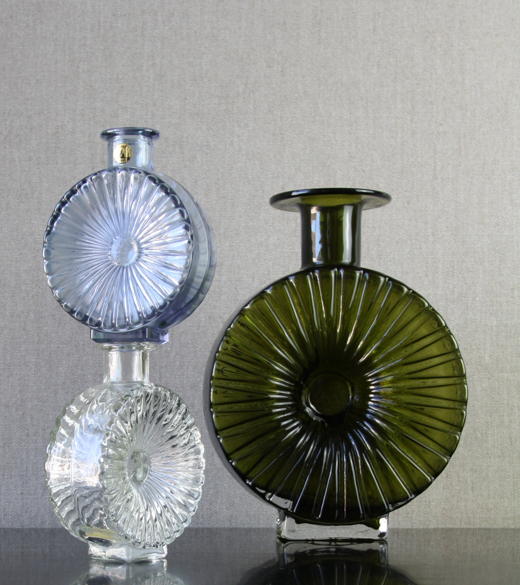 Large Olive Green Model 1394 "Aurinko" (Sun) Bottle Vase Helena Tynell, 1964