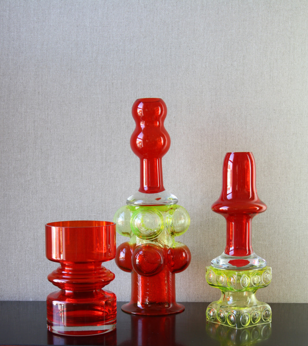 Ruby Red & Uranium Model 1301 "Pajazzo" Vase / Nanny Still, 1970