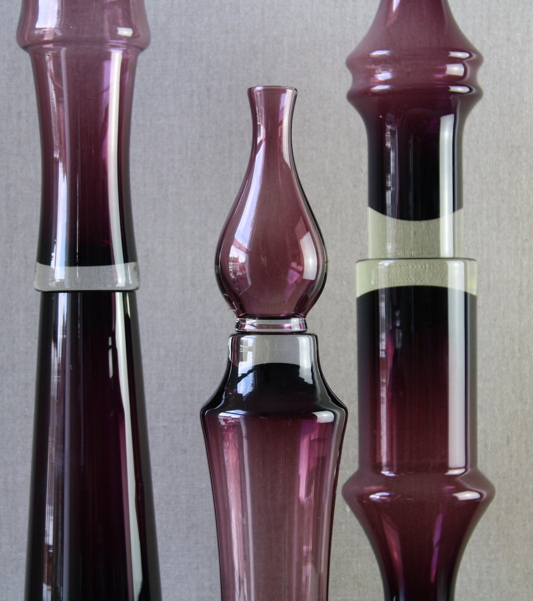 Aubergine Model 1374 Vase / Tamara Aladin, C. 1970