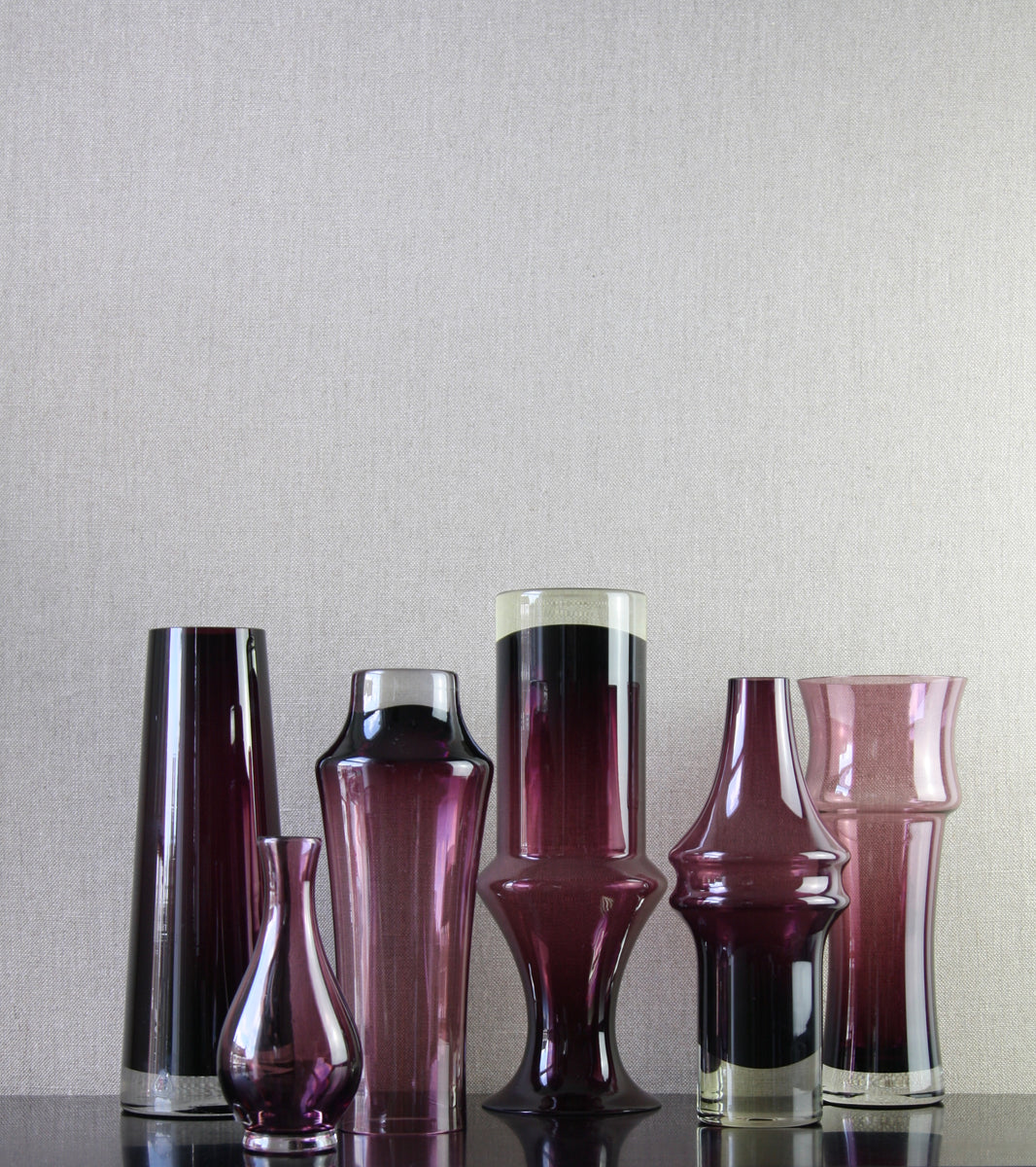 Aubergine Model 1374 Vase / Tamara Aladin, C. 1965
