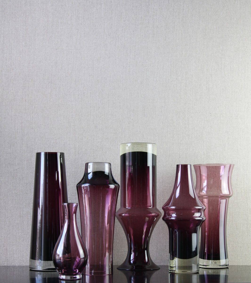 Aubergine Model 1374 Vase / Tamara Aladin, C. 1970
