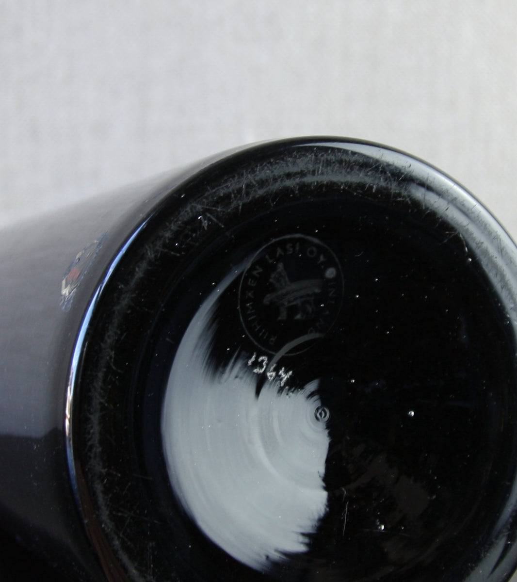 Aubergine Model 1374 Vase / Tamara Aladin, C. 1965