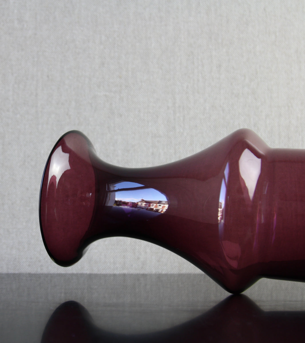 Aubergine Model 1463 Vase / Tamara Aladin, 1965