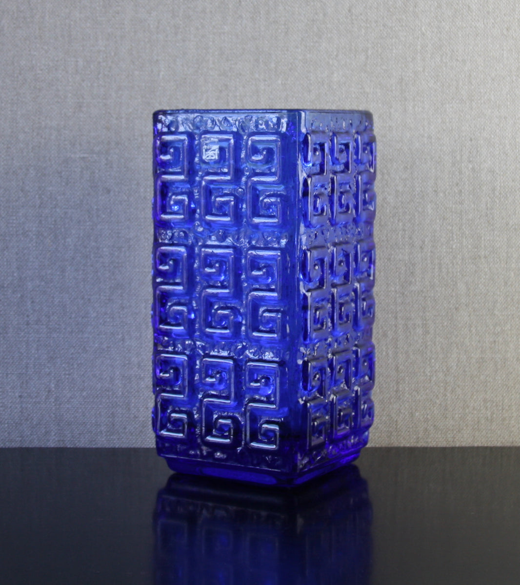Model  5736 "Taalari" (Thaler) by Tamara Aladin, 1968