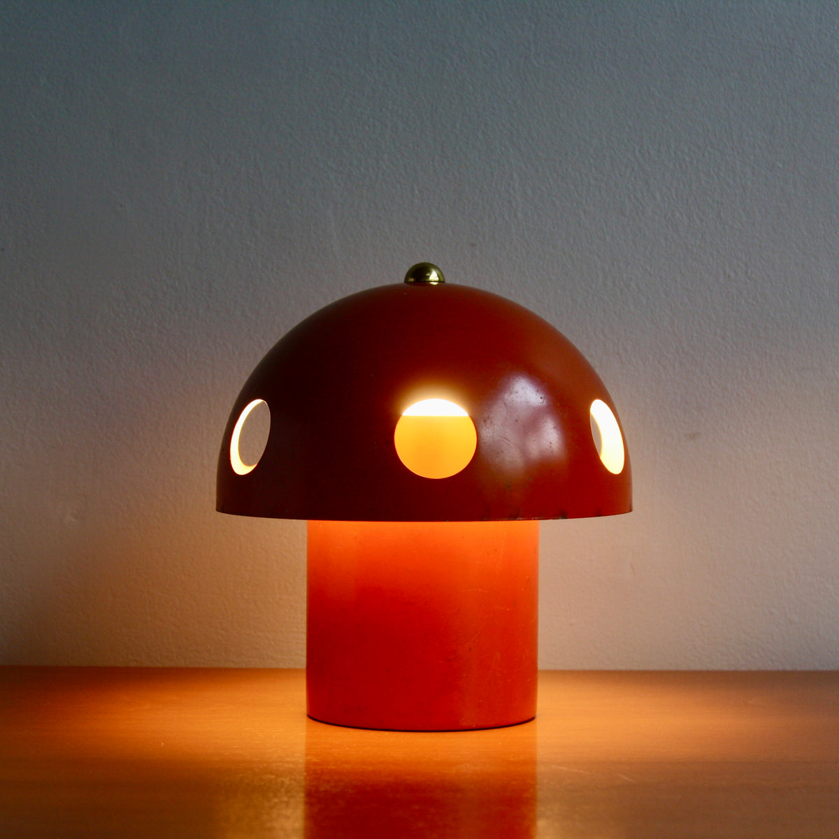 Petite Space Age Metal Table Lamp / Italy, 1960s