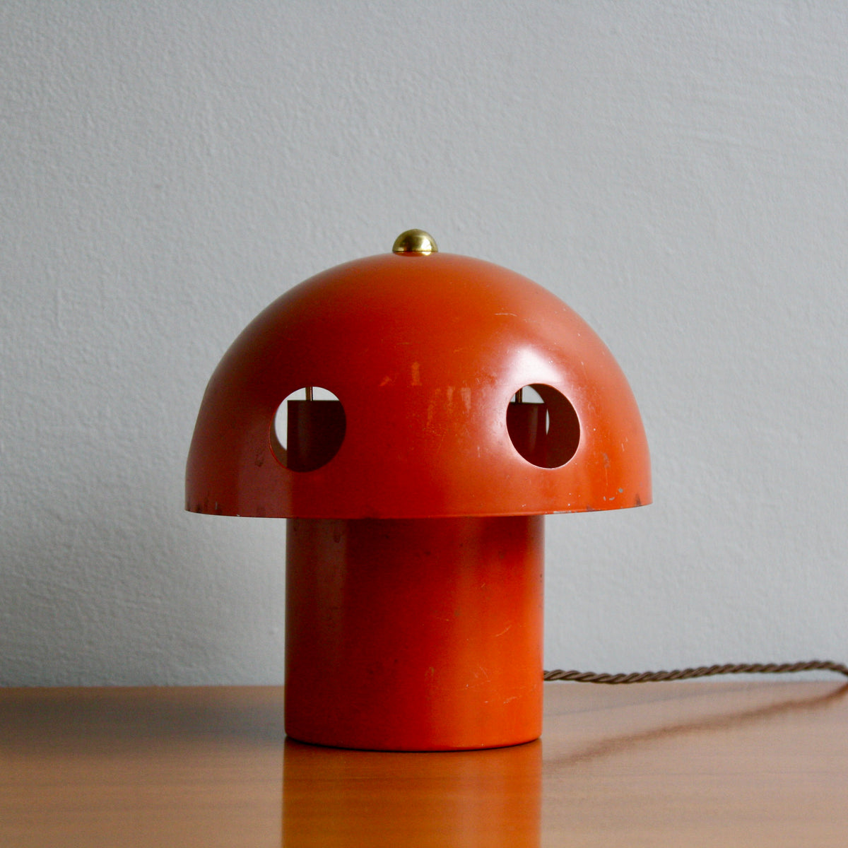 Petite Space Age Metal Table Lamp / Italy, 1960s