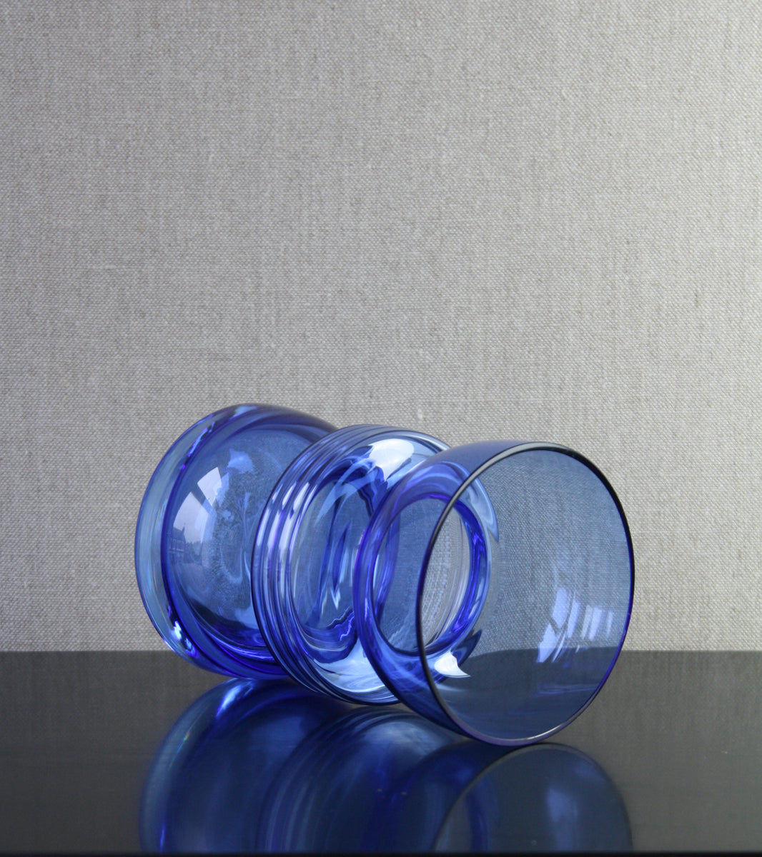 Blue Model 1441 "Tiimalasi" (Hourglass) Vase / Nanny Still, 1970