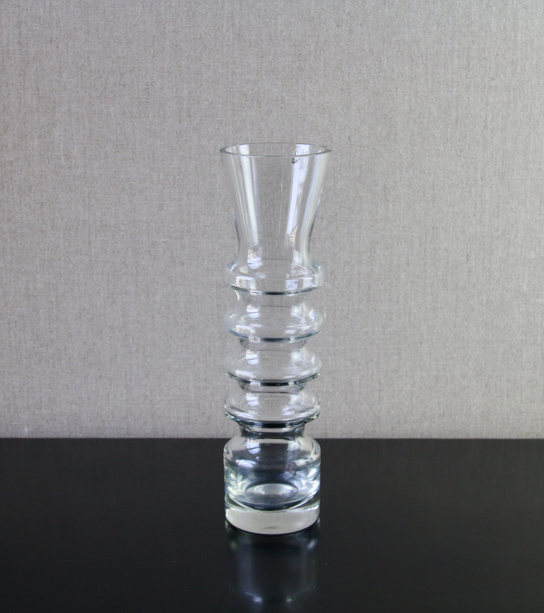 Clear Model 1403 "Pagoda" vase / Nanny Still, 1968