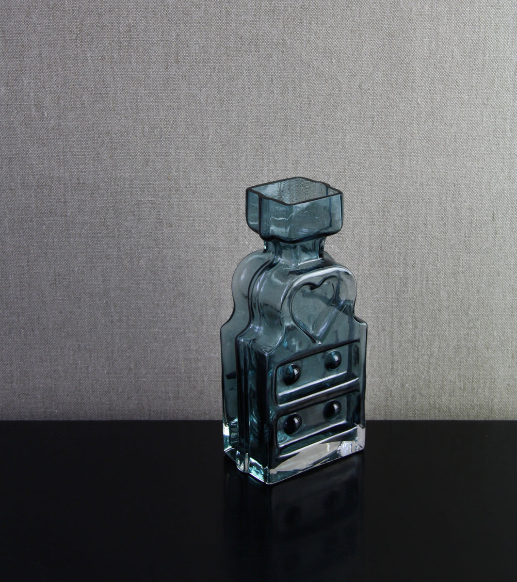 Steel Blue Model 1306 "Piironki" (Bureau) Vase / Helena Tynell, 1968