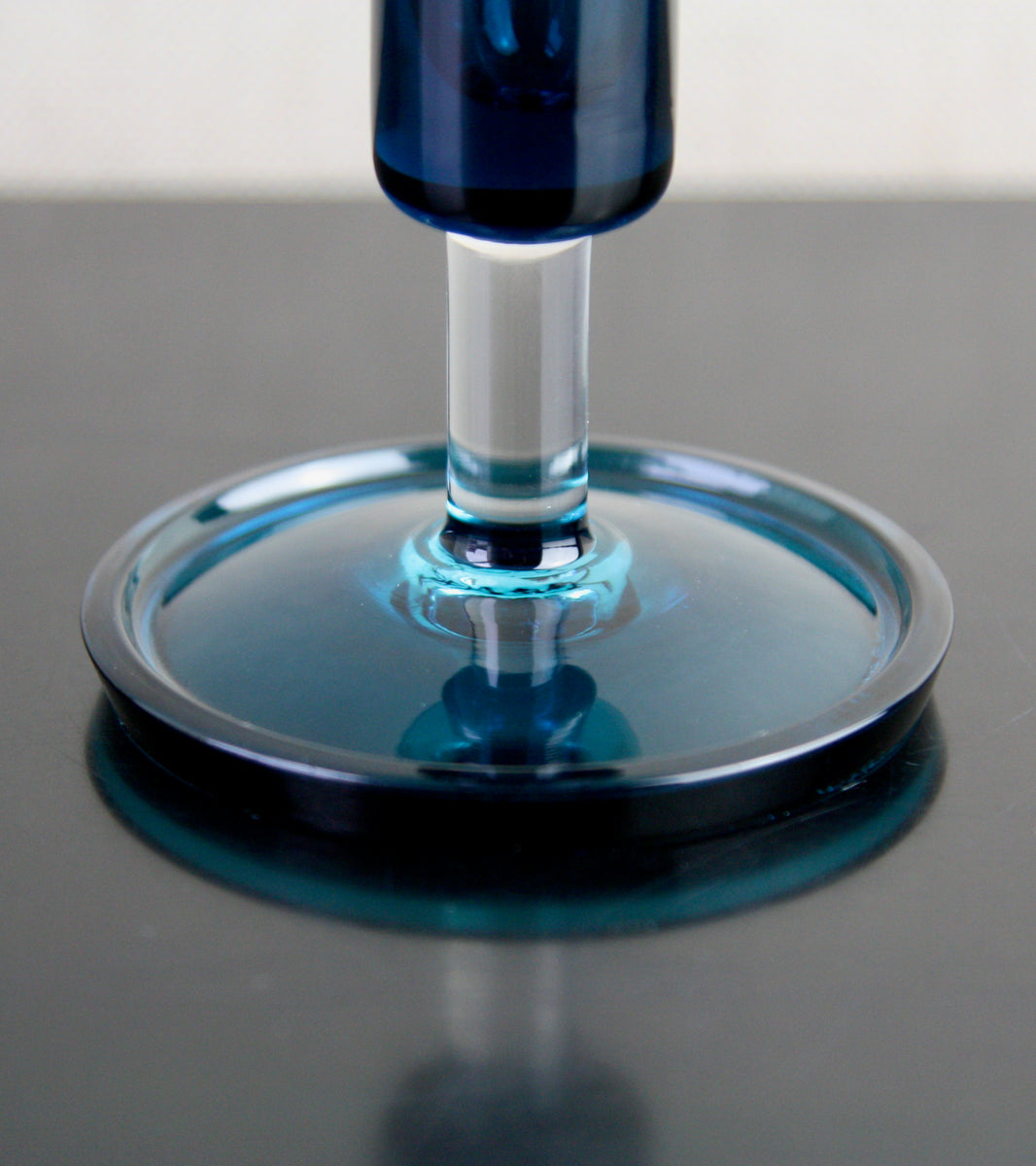 Turquoise Harlekiini (Harlequin) Candle Stick / Nanny Still, 1958