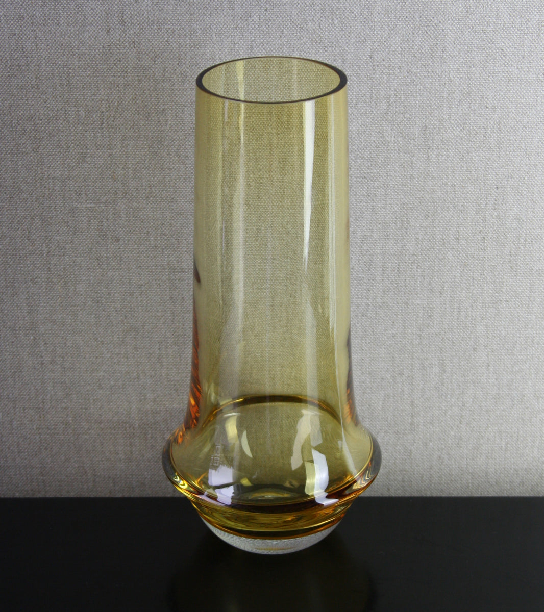 Amber Model 1378 Vase / Tamara Aladin, 1963