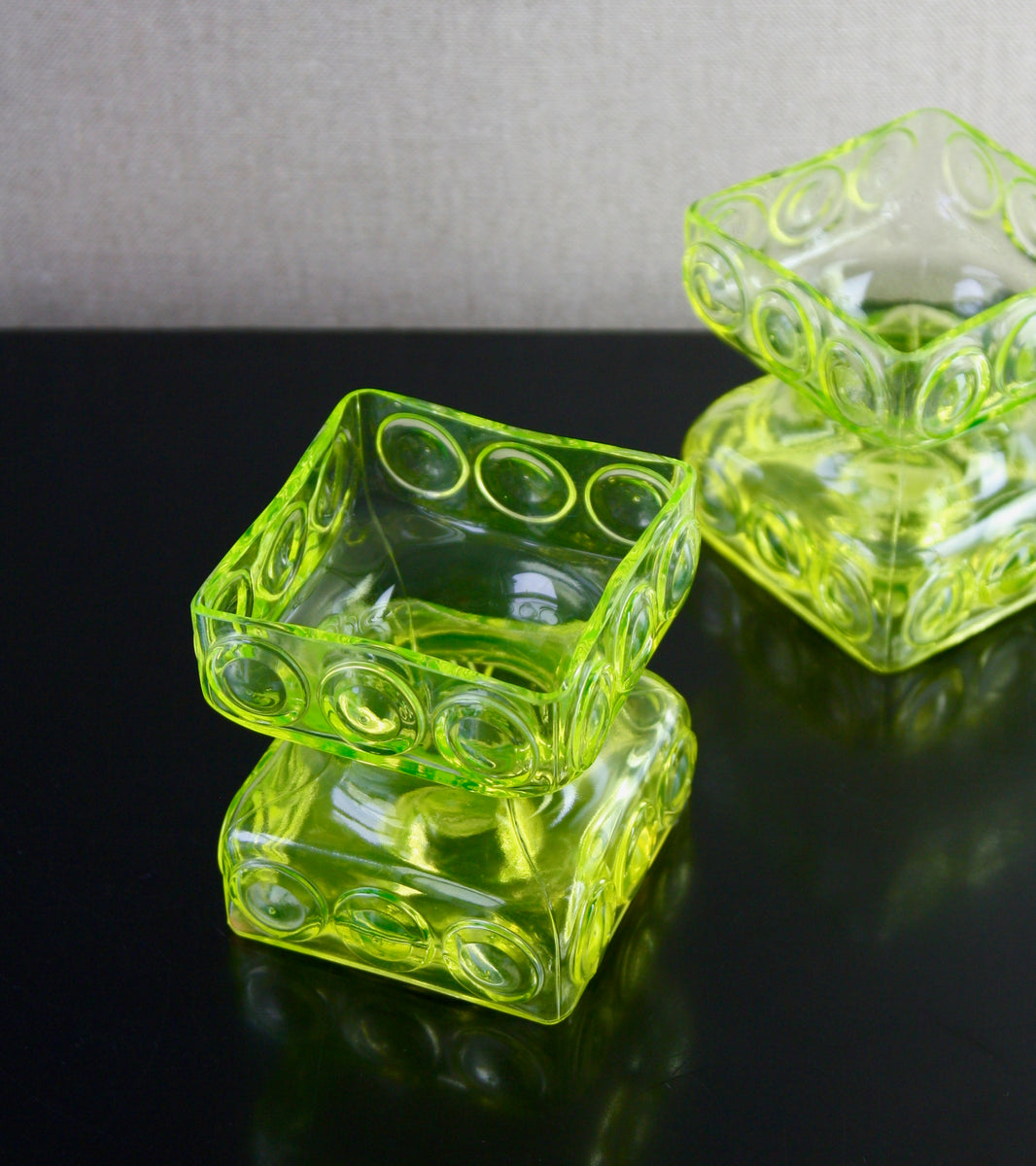 Pair of Uranium Model 2159 "Kehrä" Reversible Candlesticks / Tamara Aladin, 1968