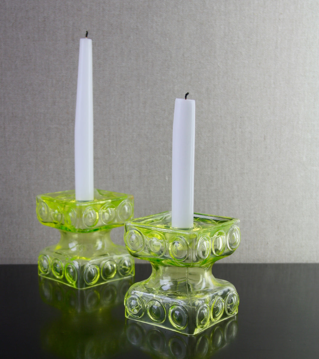 Pair of Uranium Model 2159 "Kehrä" Reversible Candlesticks / Tamara Aladin, 1968