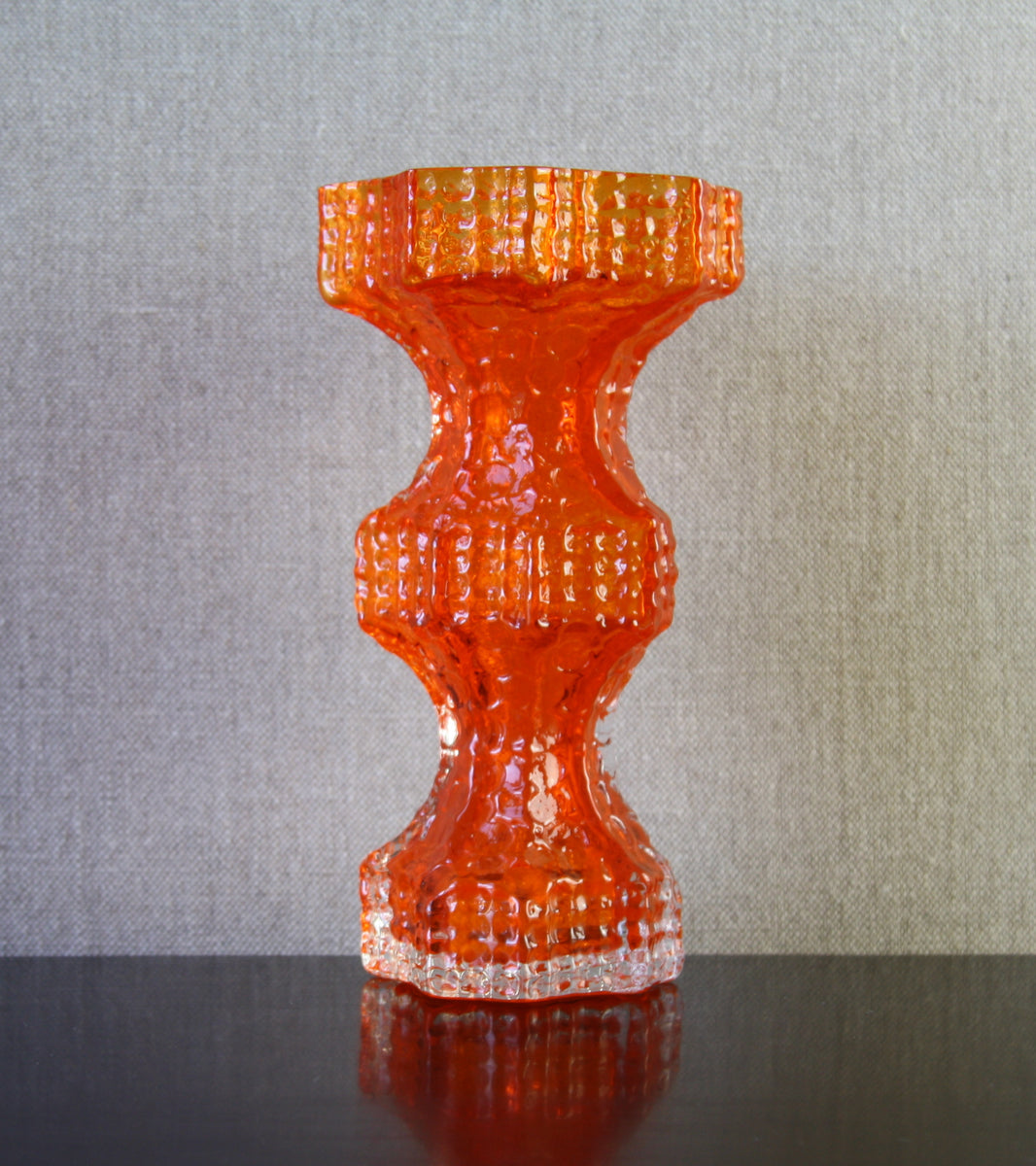 Orange Model 1419 "Fenomena" Vase by Nanny Still, 1967