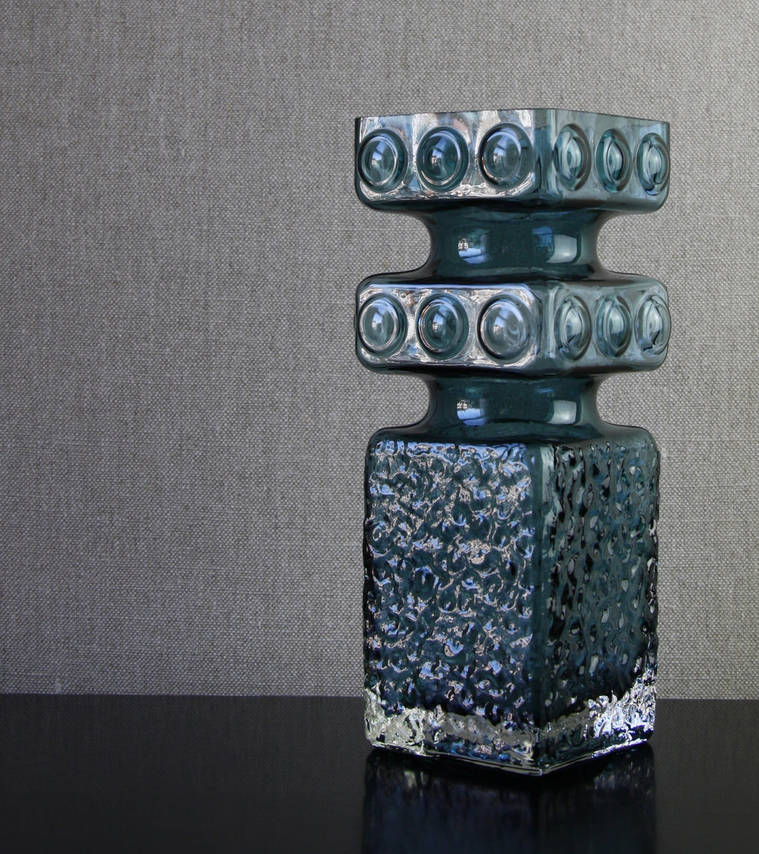 Steel Blue Model 1496 "Kehrä" Vase / Tamara Aladin, 1968