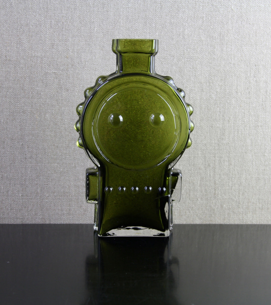 Olive Green Model 1309 "Ahkeraliisa" Vase / Helena Tynell, 1968