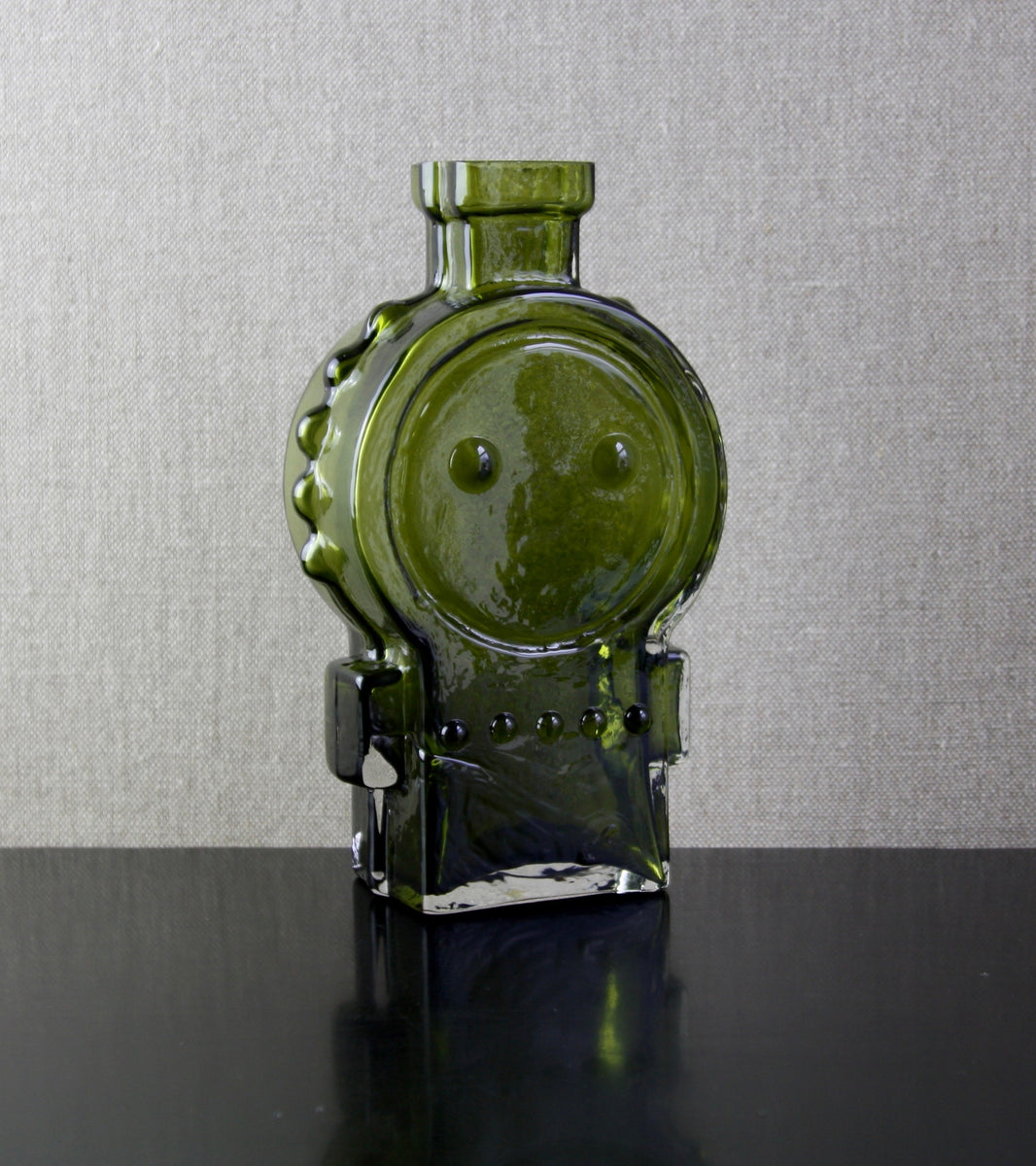 Olive Green Model 1309 "Ahkeraliisa" Vase by Helena Tynell, 1968