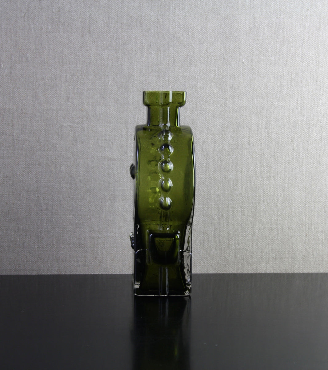Olive Green Model 1309 "Ahkeraliisa" Vase / Helena Tynell, 1968