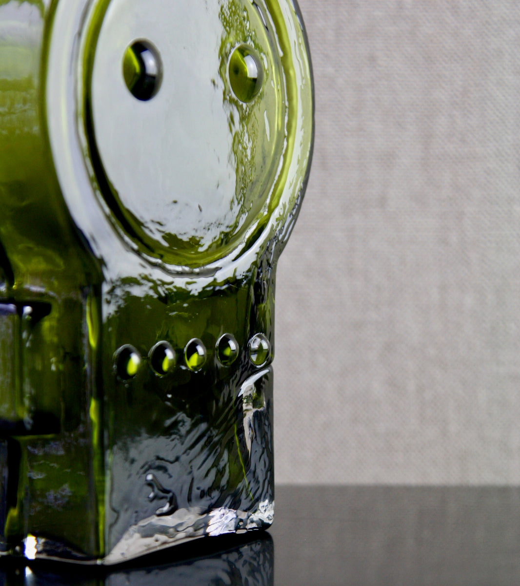 Olive Green Model 1309 "Ahkeraliisa" Vase / Helena Tynell, 1968
