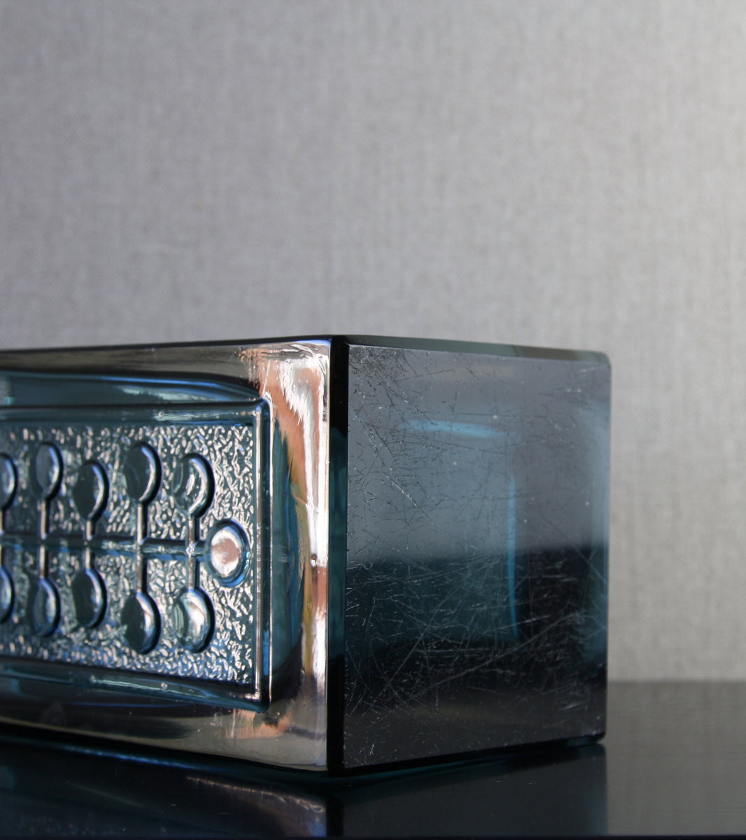 Steel Blue Model 1494 "Lucullus" Vase / Nanny Still, 1966