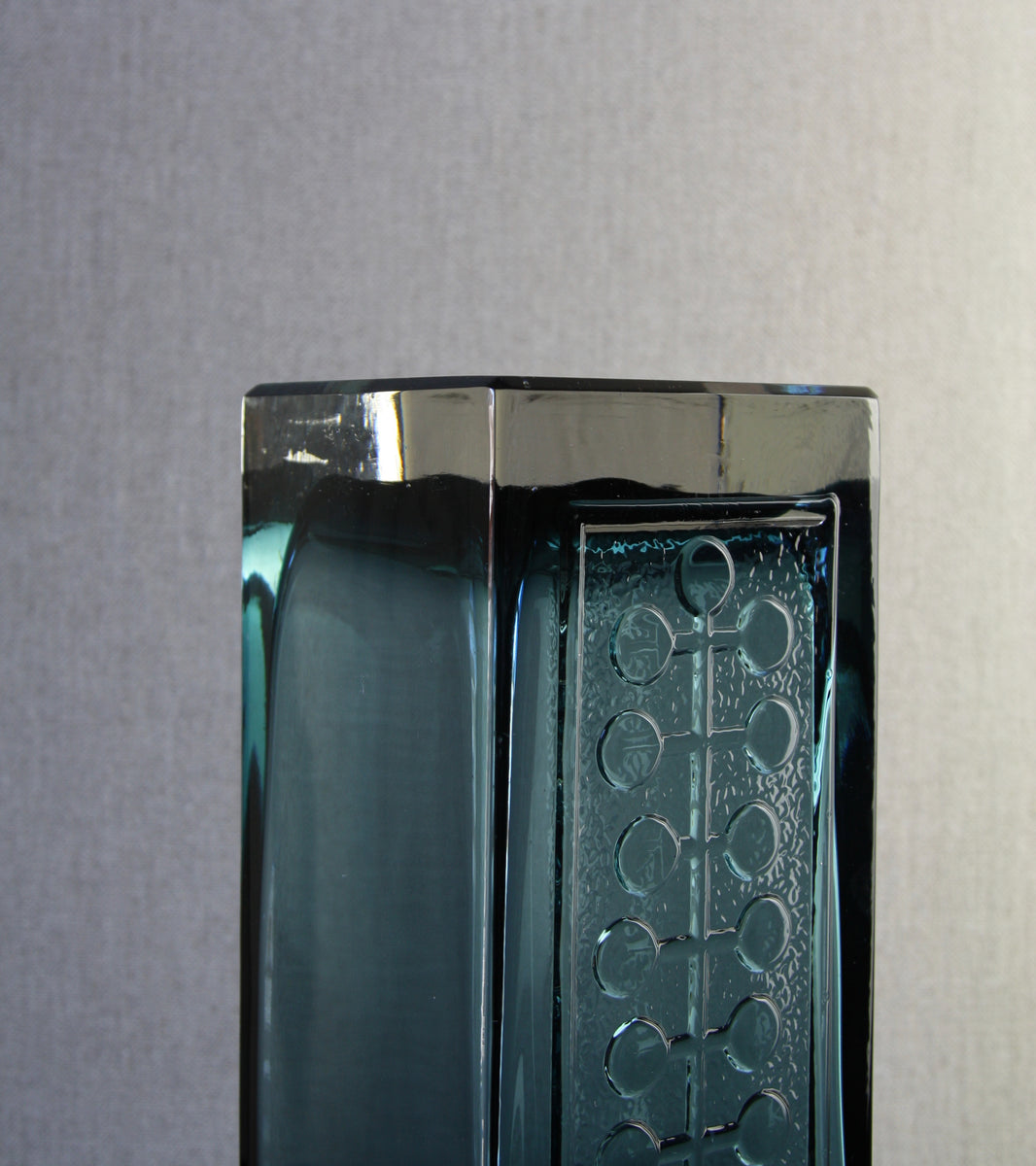 Steel Blue Model 1494 "Lucullus" Vase / Nanny Still, 1966