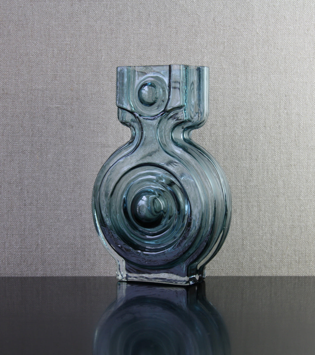 Steel Blue Model 1311 "Aitanlukko" (Storehouse Lock) Vase / Helena Tynell, 1968