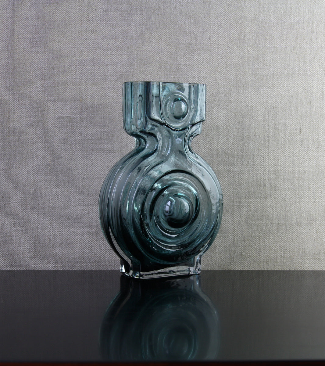 Steel Blue Model 1311 "Aitanlukko" (Storehouse Lock) Vase / Helena Tynell, 1968