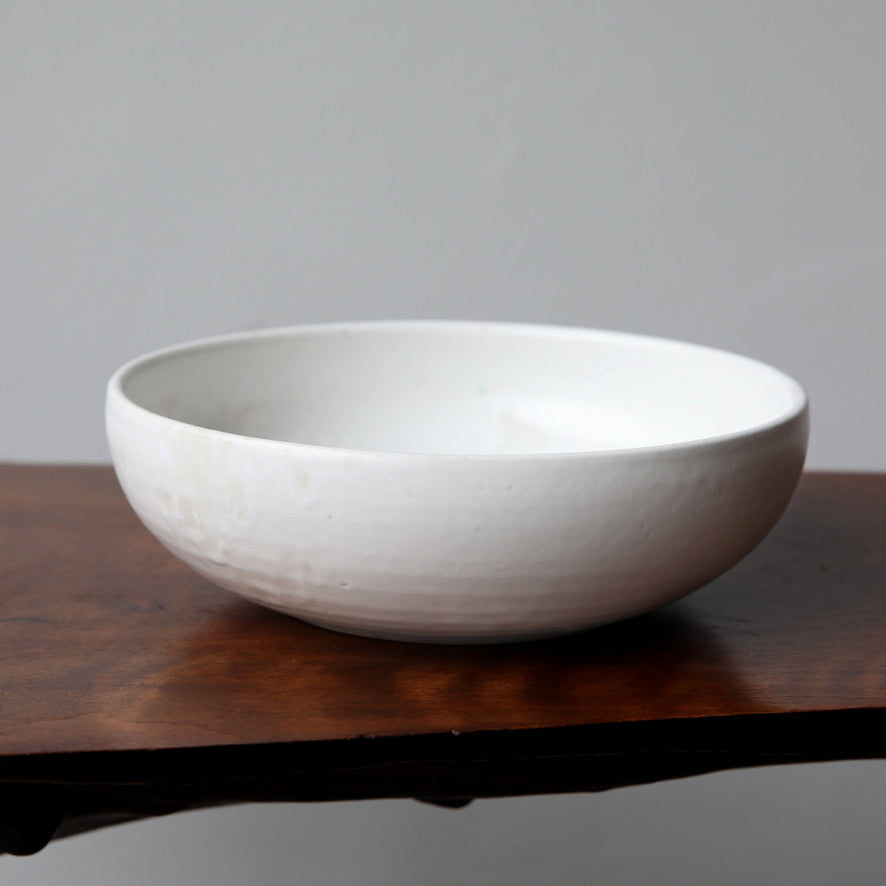 Large Shallow Bowl / Ivory / Shape #13, Glaze I