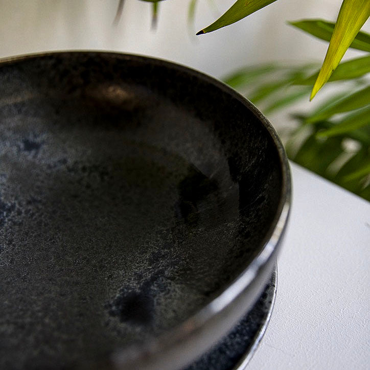 Large Shallow Bowl / Black / Shape #13, Glaze E