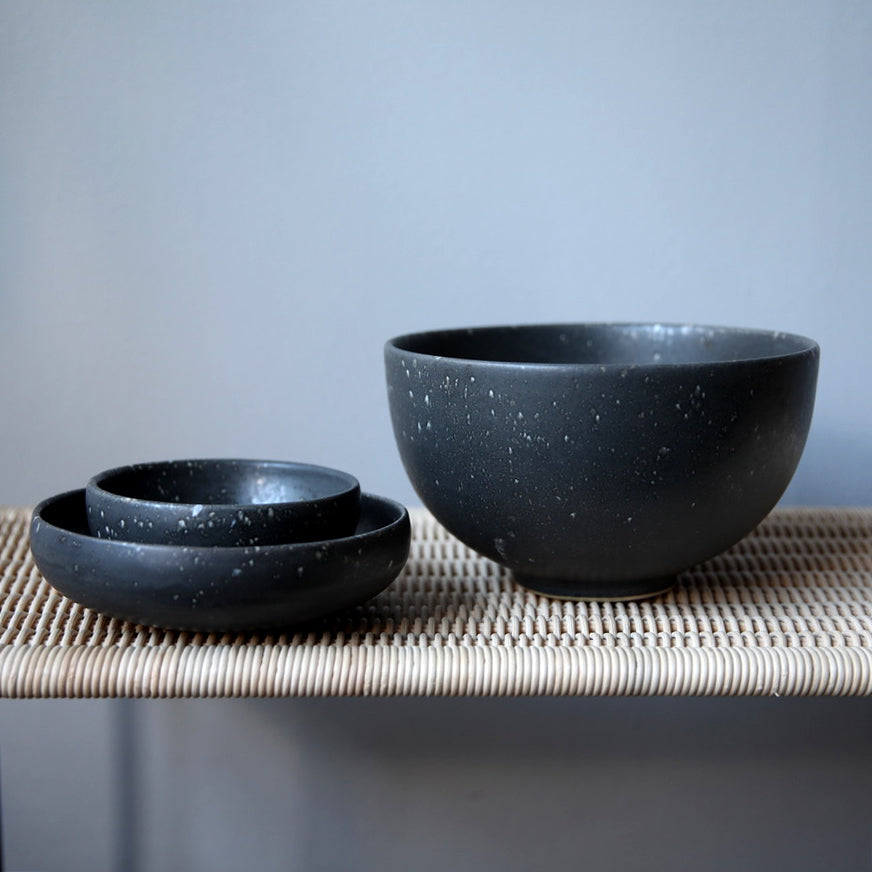 Large Deep Bowl / Black & White / Shape #12, Glaze F