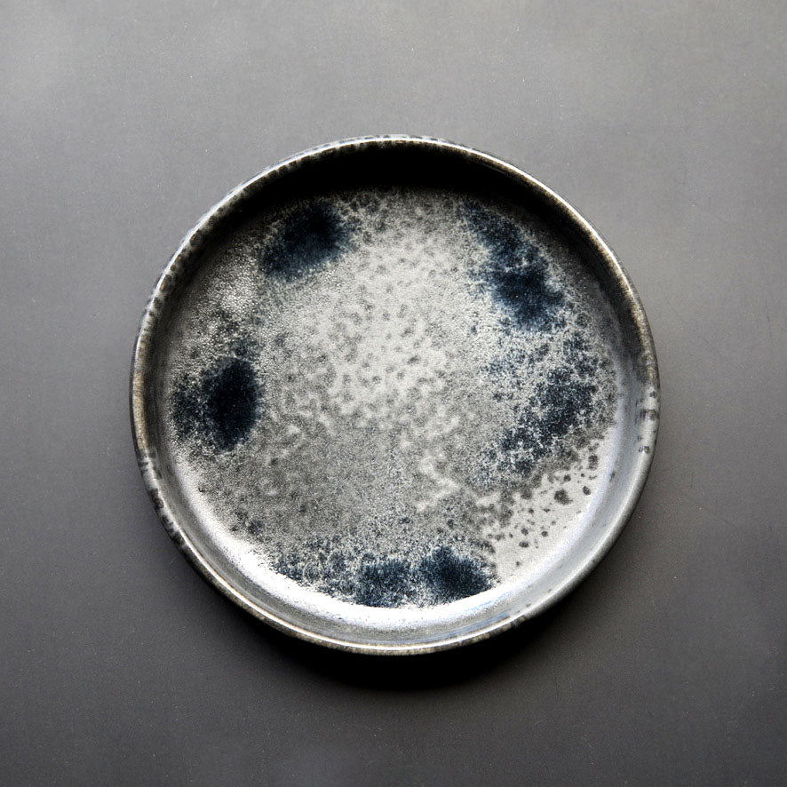 Medium Rimmed Plate / Black / Shape #4, Glaze E