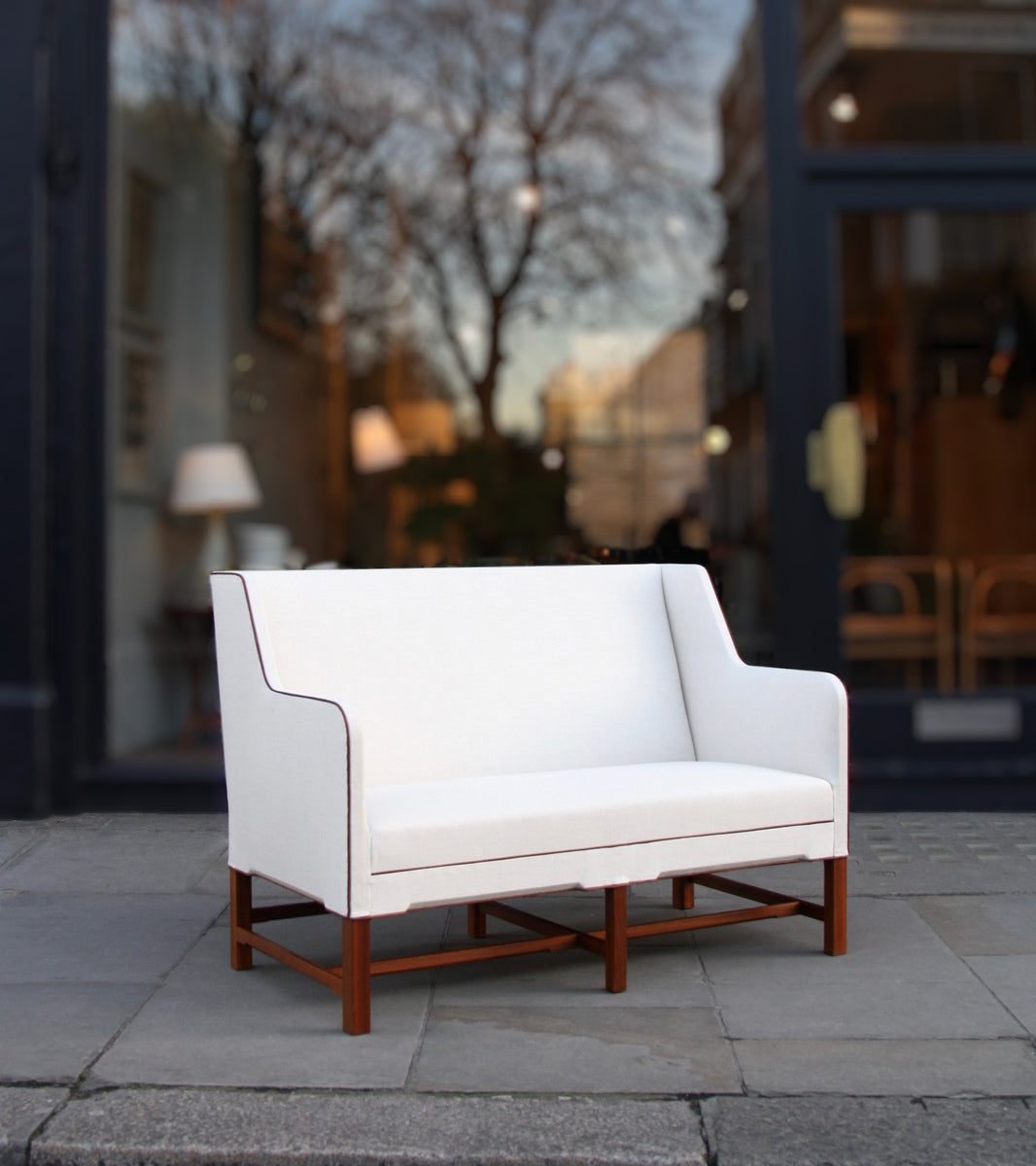 Model 4118 Sofa / Kaare Klint