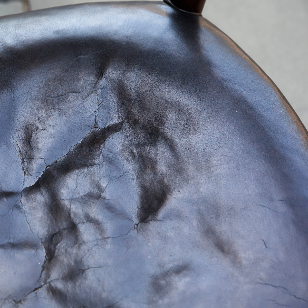 NV46 Armchair / Finn Juhl
