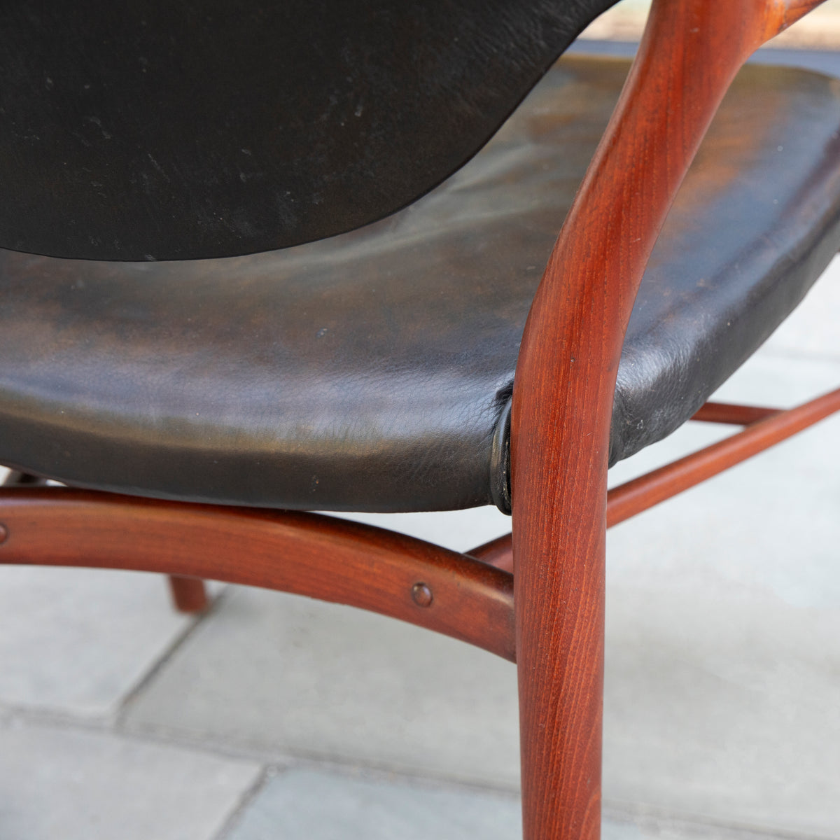 NV46 Armchair / Finn Juhl
