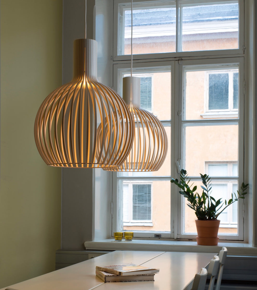 Octo Small 4241 / "Chic Eye-Catcher"