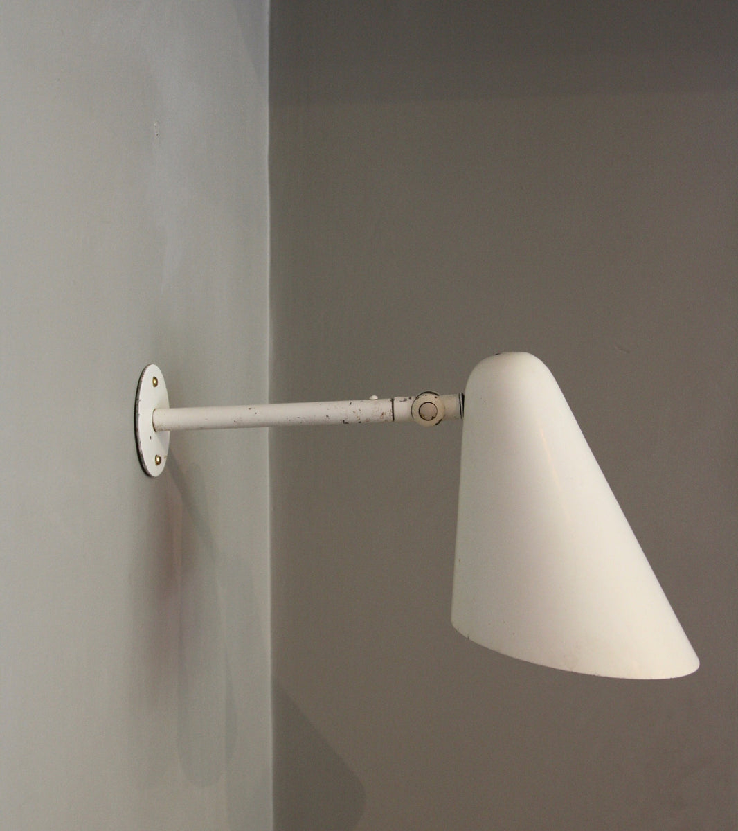 Industrial White Adjustable Wall Light Louis Poulsen - Image 3