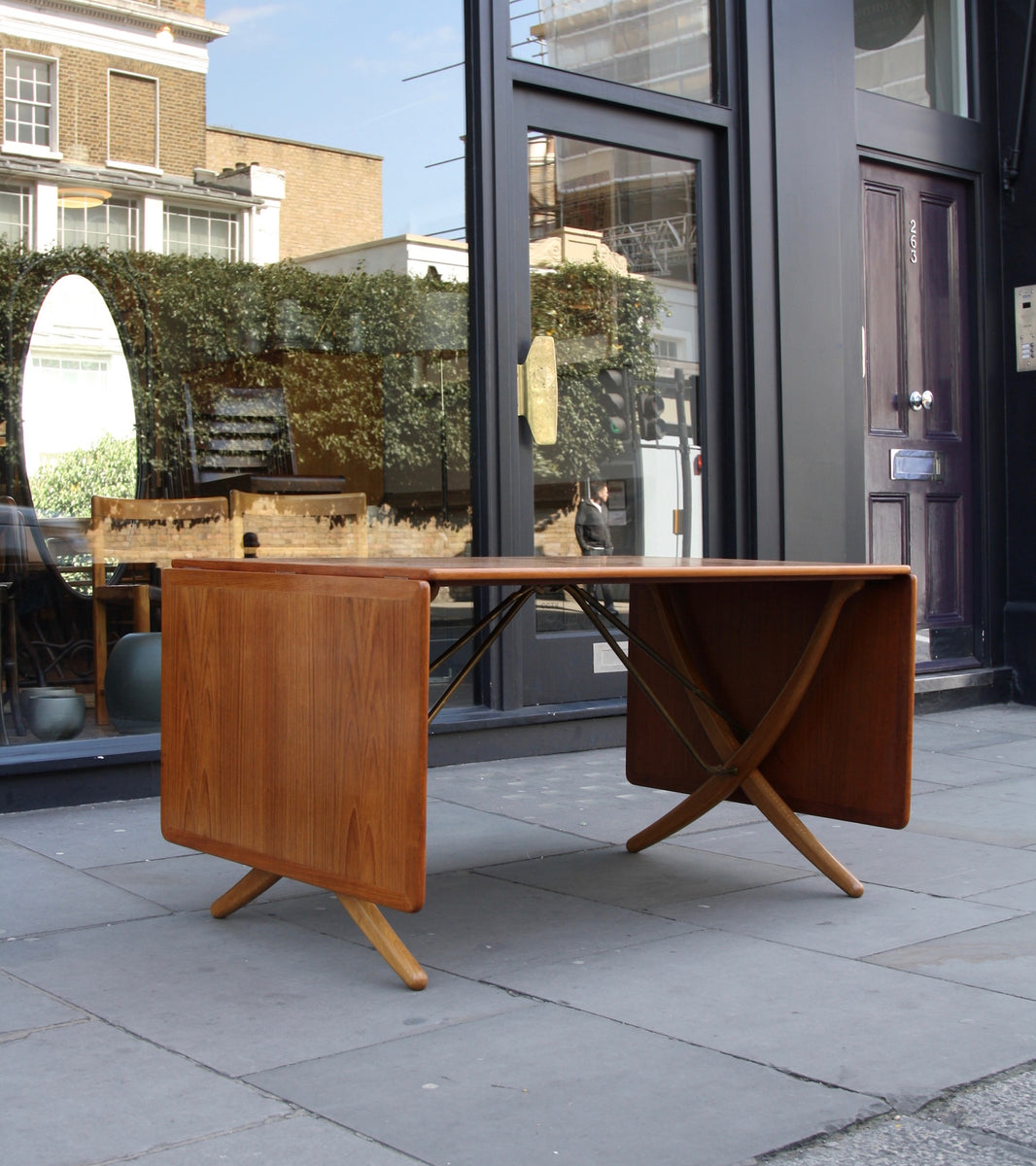 AT-309 Table Hans Wegner - Image 14