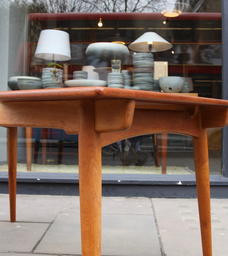 AT-312 Extendable Table Hans Wegner - Image 13