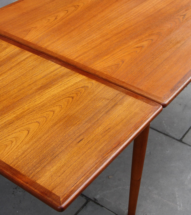 AT-312 Extendable Table Hans Wegner - Image 6