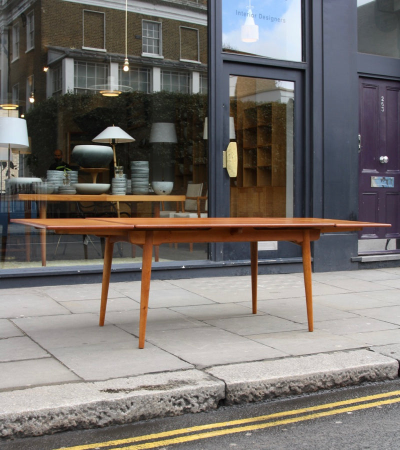 AT-312 Extendable Table Hans Wegner - Image 8