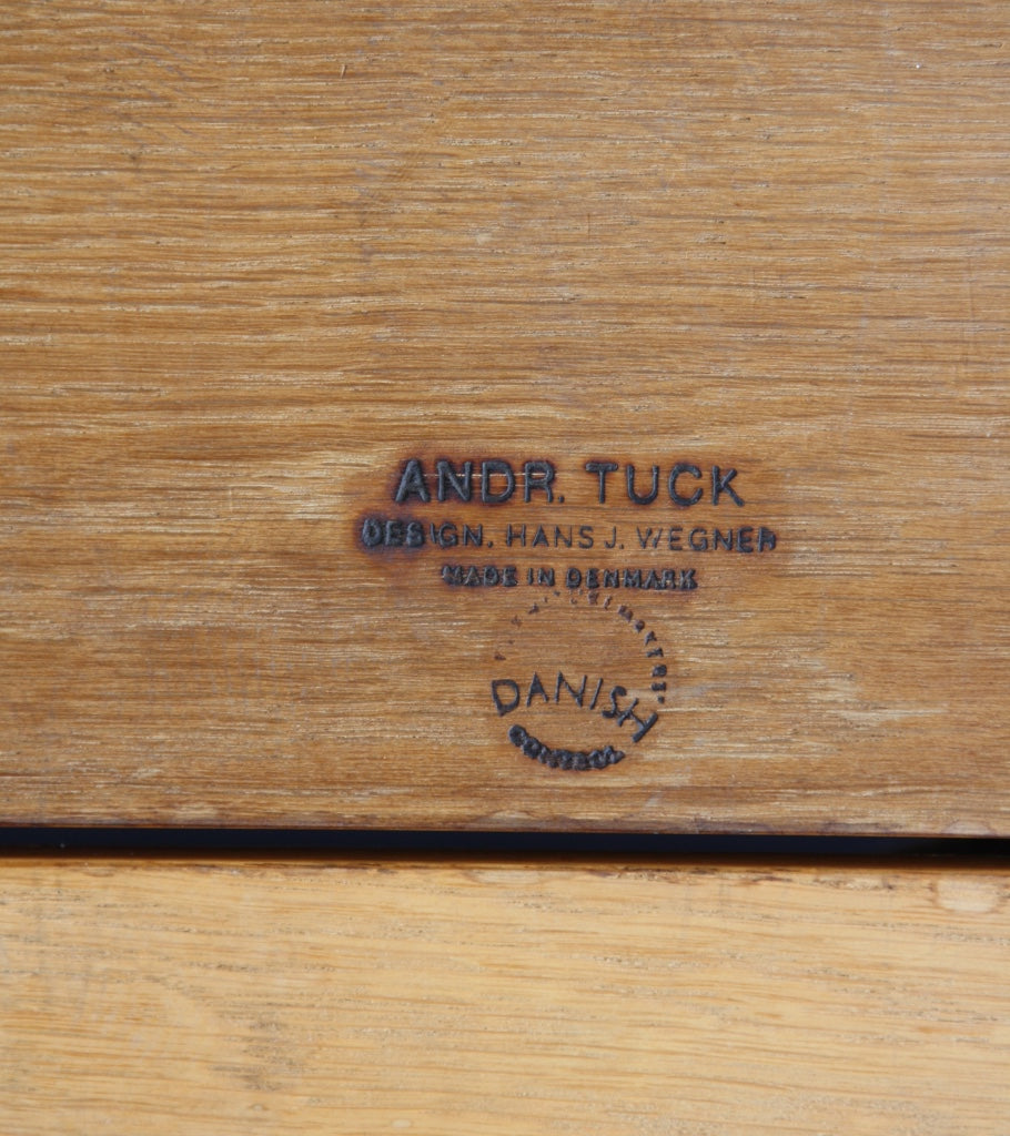AT 329 Dining Table Hans Wegner - Image 8