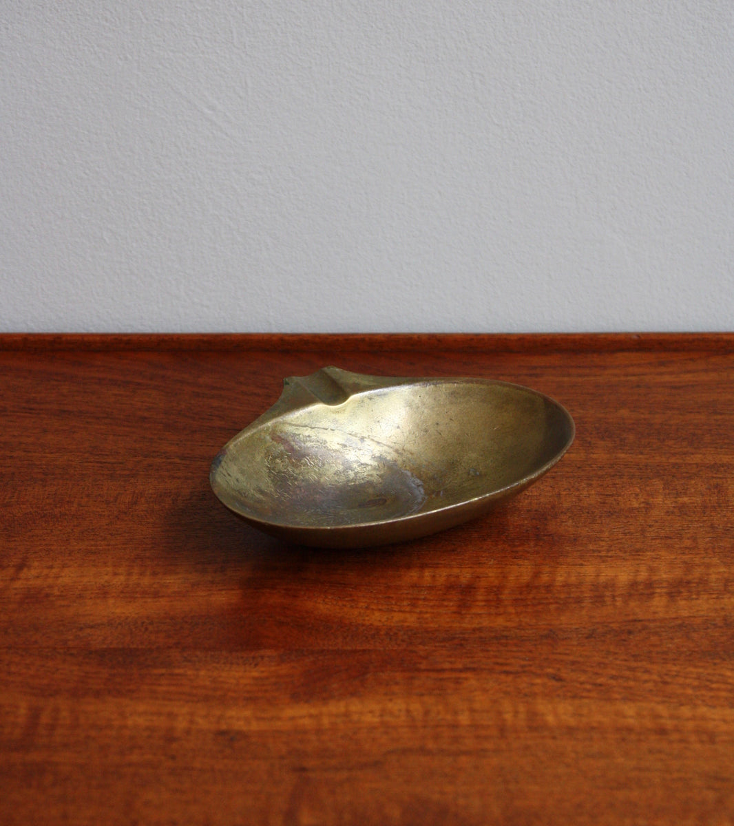 Biomorphic Ashtray  Carl Auböck  - Image 1